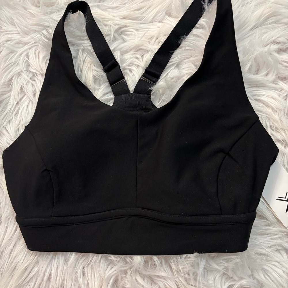 Women’s sports bra plus size